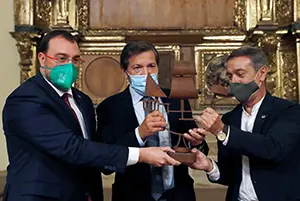 Entrega carabela a Javier Fernández 3