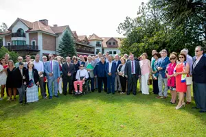 11:15	Hotel Balneario de Puente Viesgo 	El presidente de Cantabria, Miguel Ángel Revilla, acompañado del consejero de Presidencia y Justicia, Rafael de la Sierra, inaugura el VI Encuentro de las Casas de Cantabria.
10 AGOSTO 2018 © Miguel De la Parra
