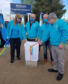 asturianos_comodoro_placa_boulevard_18_9