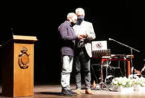 Premio a Suarez-Siempre en Galicia