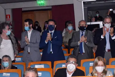 o-charco-de-ulises_aplausos