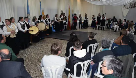 Uru.Valle Miñor-salon-todos