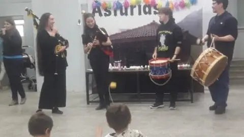 comodoro_asturianos_guevos_pintos_23_4_22_2