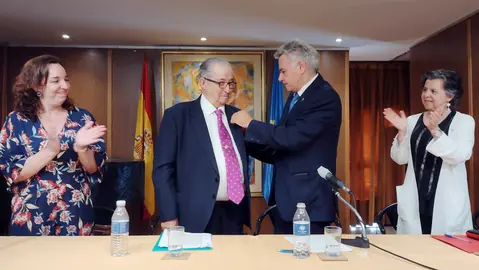 Manzana de Oro-Roberto Perez