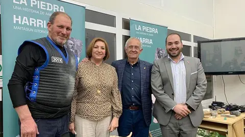 Presidencia ayudas centros