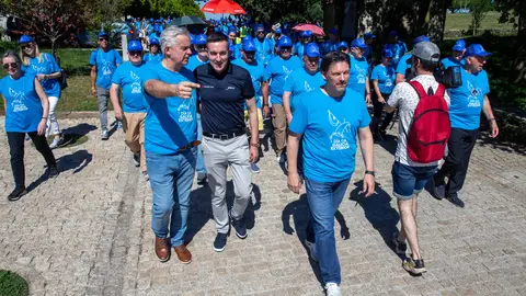 17,00 h.-            O secretario xeral da Emigración, Antonio Rodríguez Miranda, participará no último treito do Camiño de Santiago que realizarán máis de 700 galegos do exterior. O punto de encontro é a Ermida da Capela de San Marcos (rúa do Gozo, 42).


foto xoán crespo
