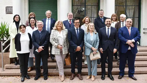 Uru-Ana Pastor en el Hogar Español