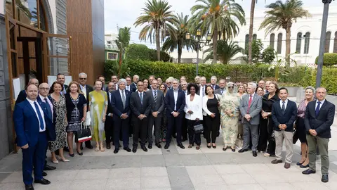 Clavijo-Cuerpo consular