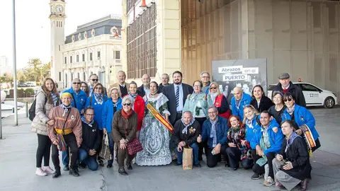 Expo Abrazos en el puerto 1