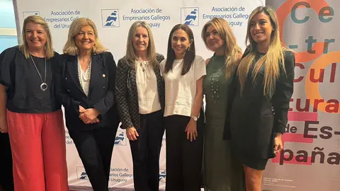 Uru.AEGU-falando con elas 1