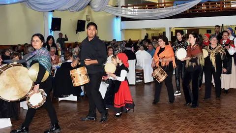 Uru.Centro Pontevedres-son da terra