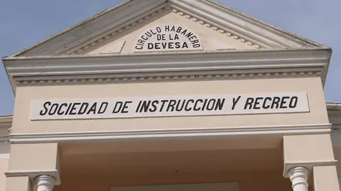 Circulo Habanero da Devesa-Escuela en Devesa 2