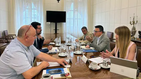 Jose Gonzalez-Reunion secretario Trabajo