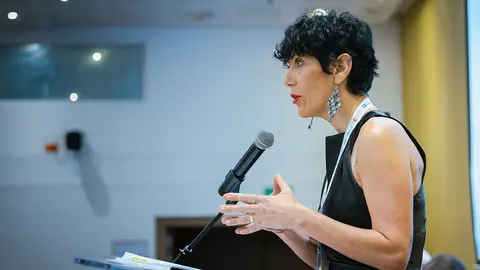 Elma Saiz. Lideresas 1