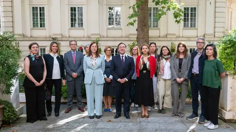 Albares-Consulado en Londres 1