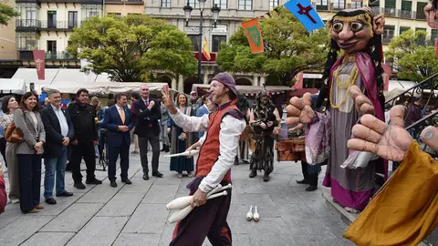 Aniversario coronacion Isabel la Catolica 1