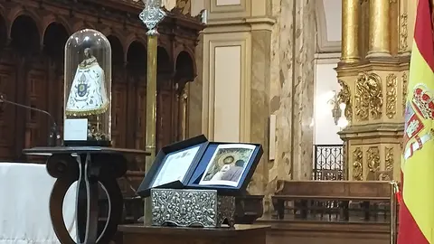 Manto de la Virgen del Pilar 