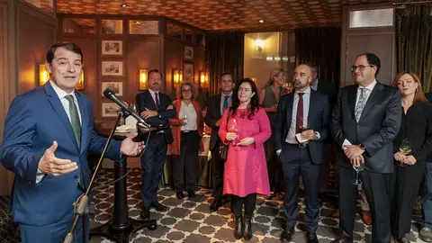 Bruselas-Mañueco colectividad 2