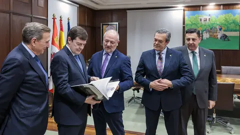 Mañueco-Cofradia de Leon 1