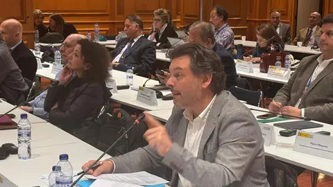 7126ad64-cb60-4cff-a484-caebec8a6602