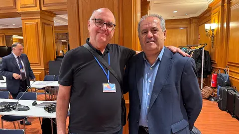 Perestelo, con Ramirez, canario de Guatemala