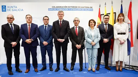 Rueda-Embajadores latinoamericanos 1