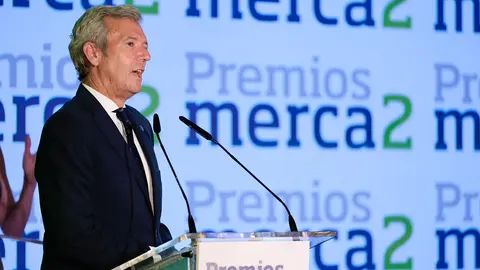 O titular do Executivo galego, Alfonso Rueda, acude á V Edición dos Premios Merca2 e os Premios Internacionales da Fundación Marqués de Oliva, onde recibe o Premio Búsqueda de la Excelencia a la Comunidad de Galicia. No Hotel Villa Magna (Madrid) 19/06/25.