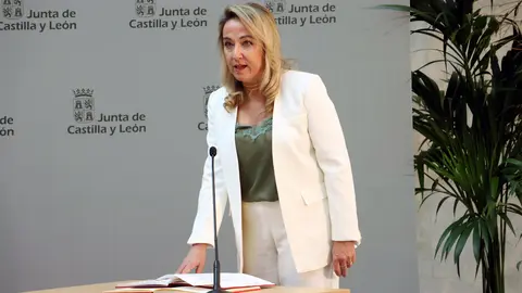 TOMA POSESION RUTH ANDEREZ 1