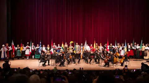 Grupo Aires Galegos en el 63º Festival  Folclórico del Paraná(Brasil) 2ABERTURA FESTIVAL FOLCLÓRICO - BRUNNO COVELLO-54