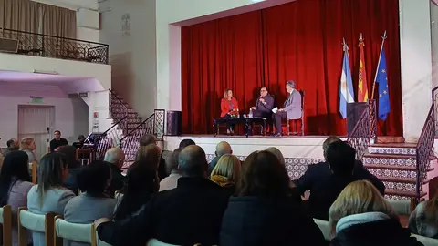 Consul en Mar del Plata 1