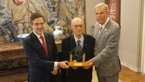 Captura de pantalla 2025-11-06 a las 12.55.32