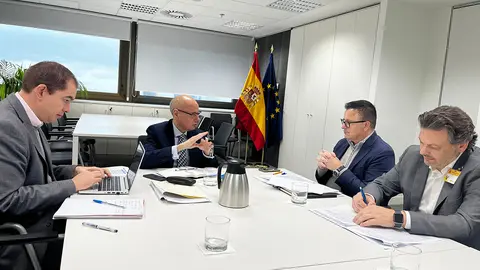 Gonzalez y Miranda-Secretario de Universidades