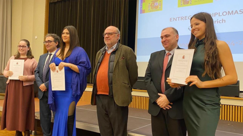 Zurich-Entrega diplomas ALCE 