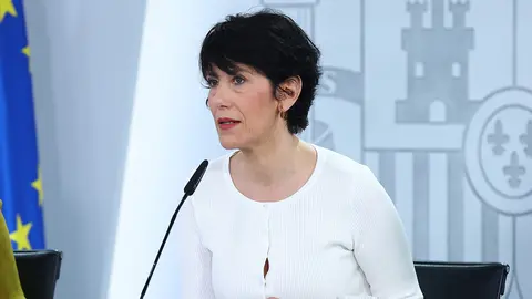 Elma Saiz-RP Consejo Ministros 1