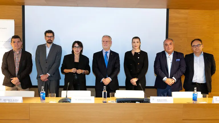 12,15 horas, intervirá a conselleira de Economía e Industria, María Jesús Lorenzana, que falará na mesa que abordará O PIB en Galicia. foto xoán crespo 12,15 horas, intervirá a conselleira de Economía e Industria, María Jesús Lorenzana, que falará na mesa que abordará O PIB en Galicia. foto xoán crespo