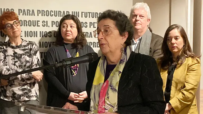 Emigrantas-Rosario Alvarez