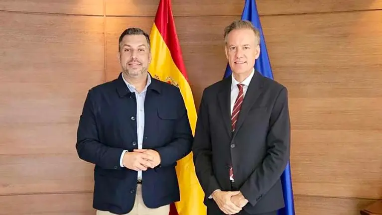 Con Embajador en Venezuela
