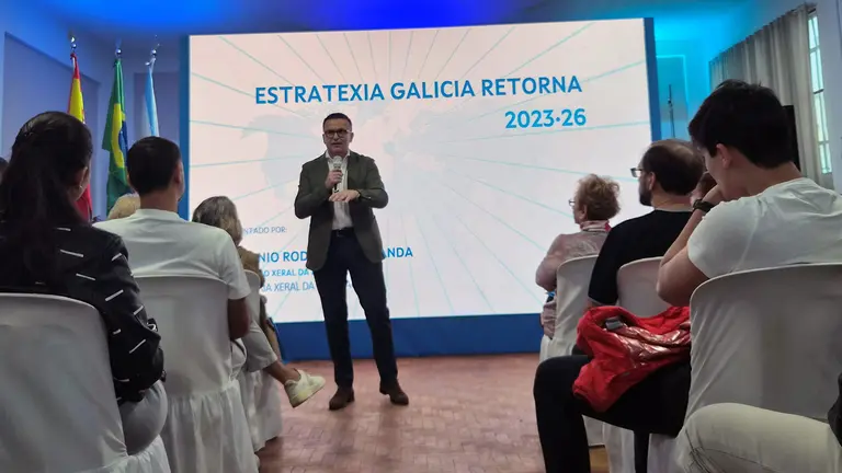 En Feria Empleo Sao Paulo 1