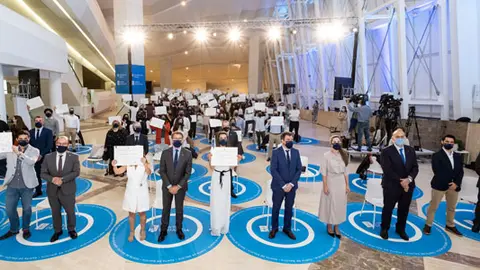 O presidente da Xunta, Alberto Núñez Feijóo, acompañado polo conselleiro de Cultura, Educación e Universidade, Román Rodríguez, e polo secretario xeral da Emigración, Antonio Rodríguez Miranda, participa no encontro cos beneficiarios das Bolsas de Excelencia Mocidade Exterior (Beme). Cidade da Cultura (Santiago de Compostela) , 22/6/2021.