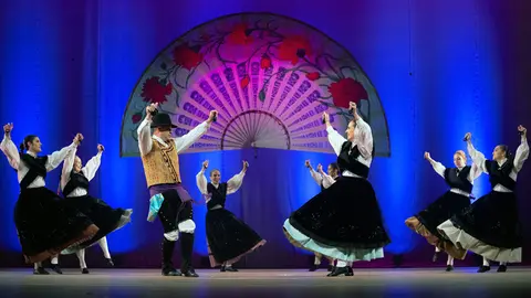 FESTIVAL FOLCLÓRICO 32