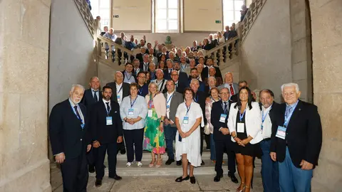 1.Todos sin autoridades