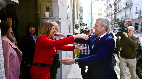 O presidente do Executivo autonómico, Alfonso Rueda, visita o Centro Gallego de Santander con motivo da súa distinción como socio de honra Centro Gallego de Santander (Santander), 03/04/25.