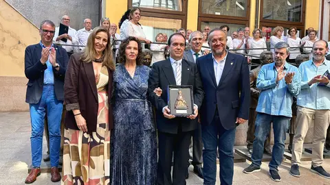 Homenaje al Emigrante Leones 4