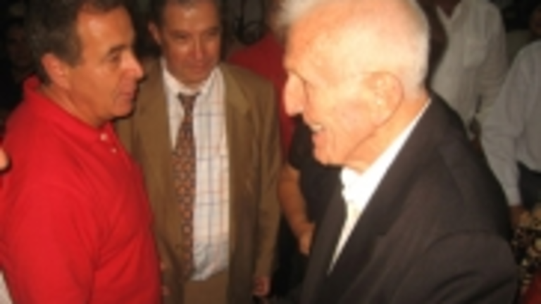 El vicepresidente de Cuba asiste a la entrega de los premios Jovellanos