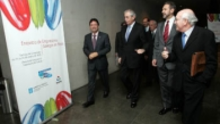 Touri&ntilde;o y Fern&aacute;ndez Antonio, a su llegada al Encontro.