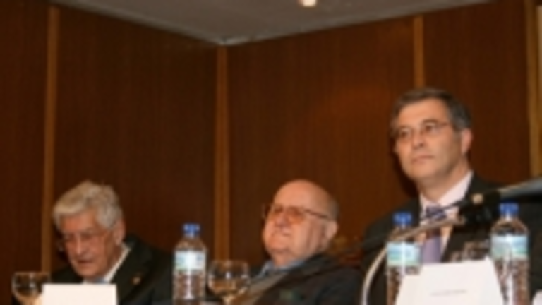 Francisco Alonso, a la izquierda.