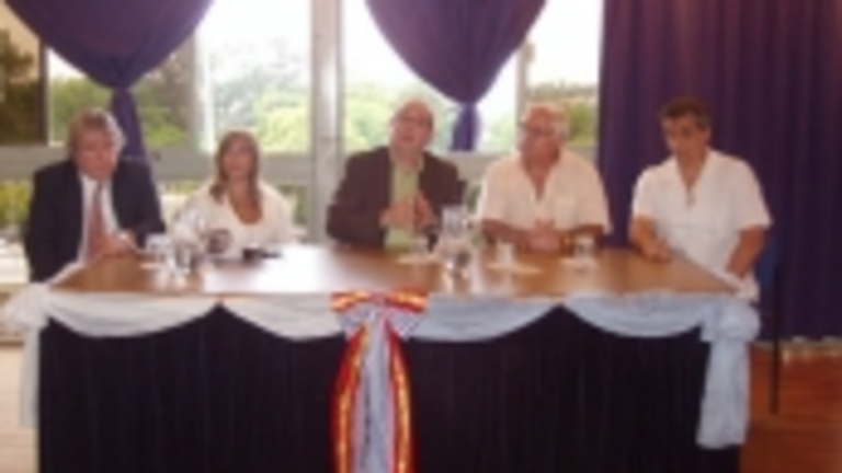 Rodr&iacute;guez en Casa de Galicia.