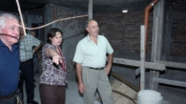 La consejera de Presidencia, durante una reciente visita a las obras de un centro asturiano en Argentina.