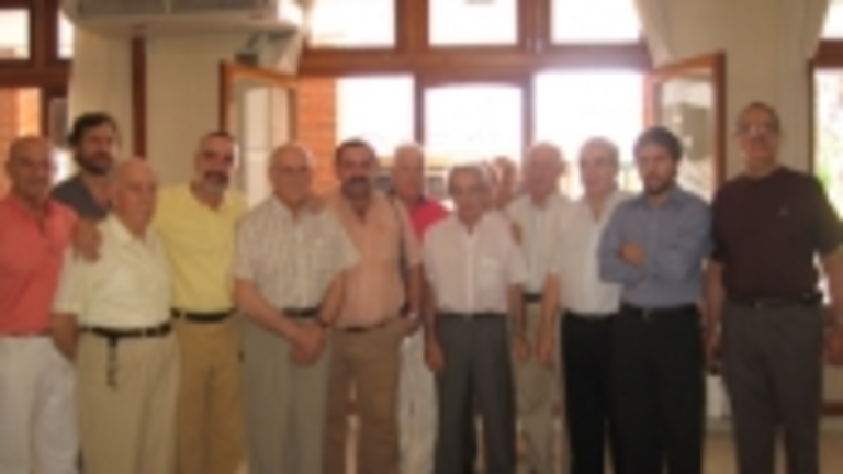 Valledor y Rodr&iacute;guez Lozano, con directivos de la \\\'Tinetense\\\'.