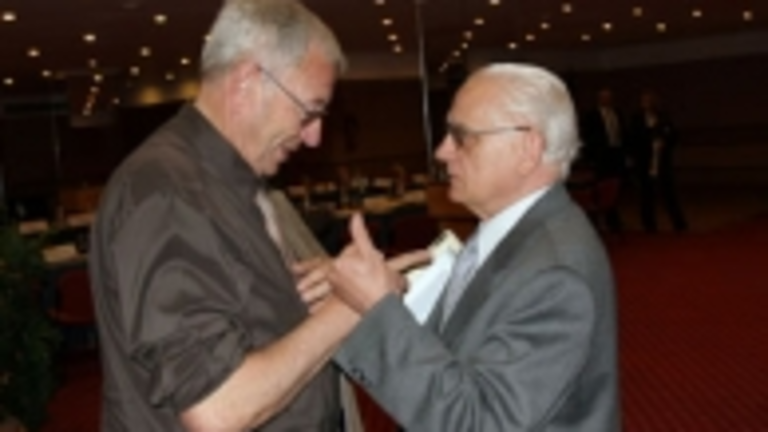 Ju&aacute;n Mar&iacute; Freire conversa con Alberto Oliver de Formentera.